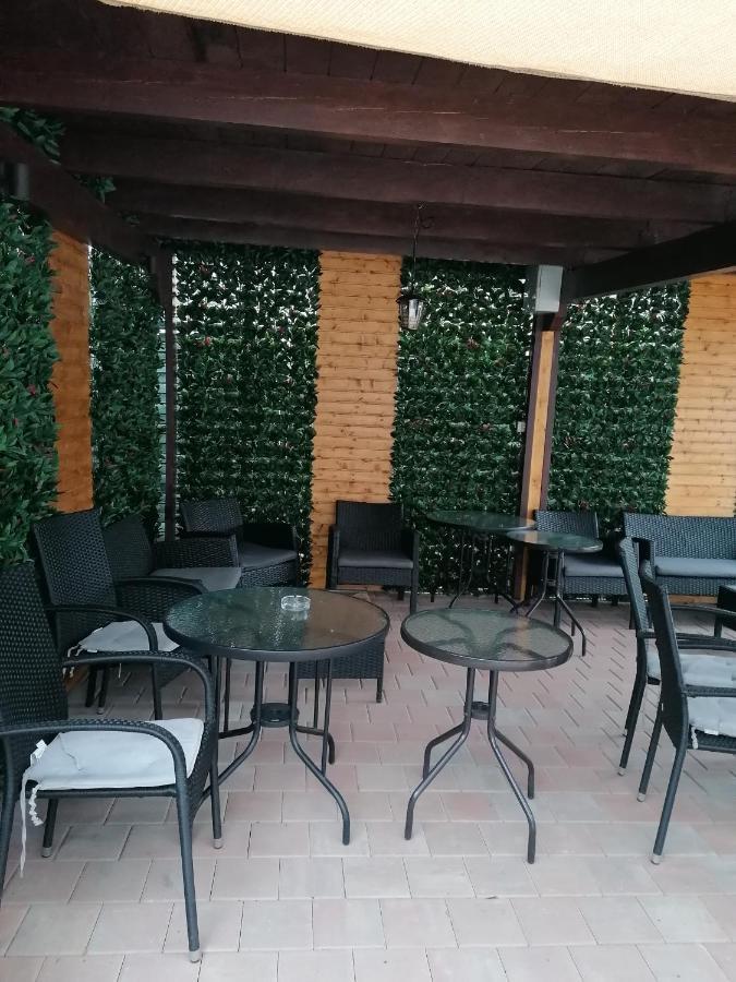Ana Boutique Bed and Breakfast Alba Iulia Buitenkant foto