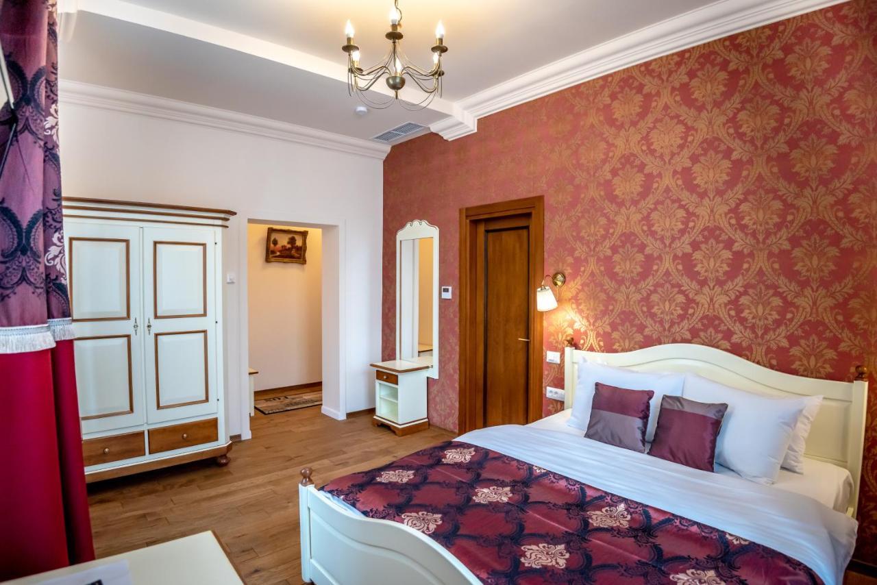 Ana Boutique Bed and Breakfast Alba Iulia Buitenkant foto