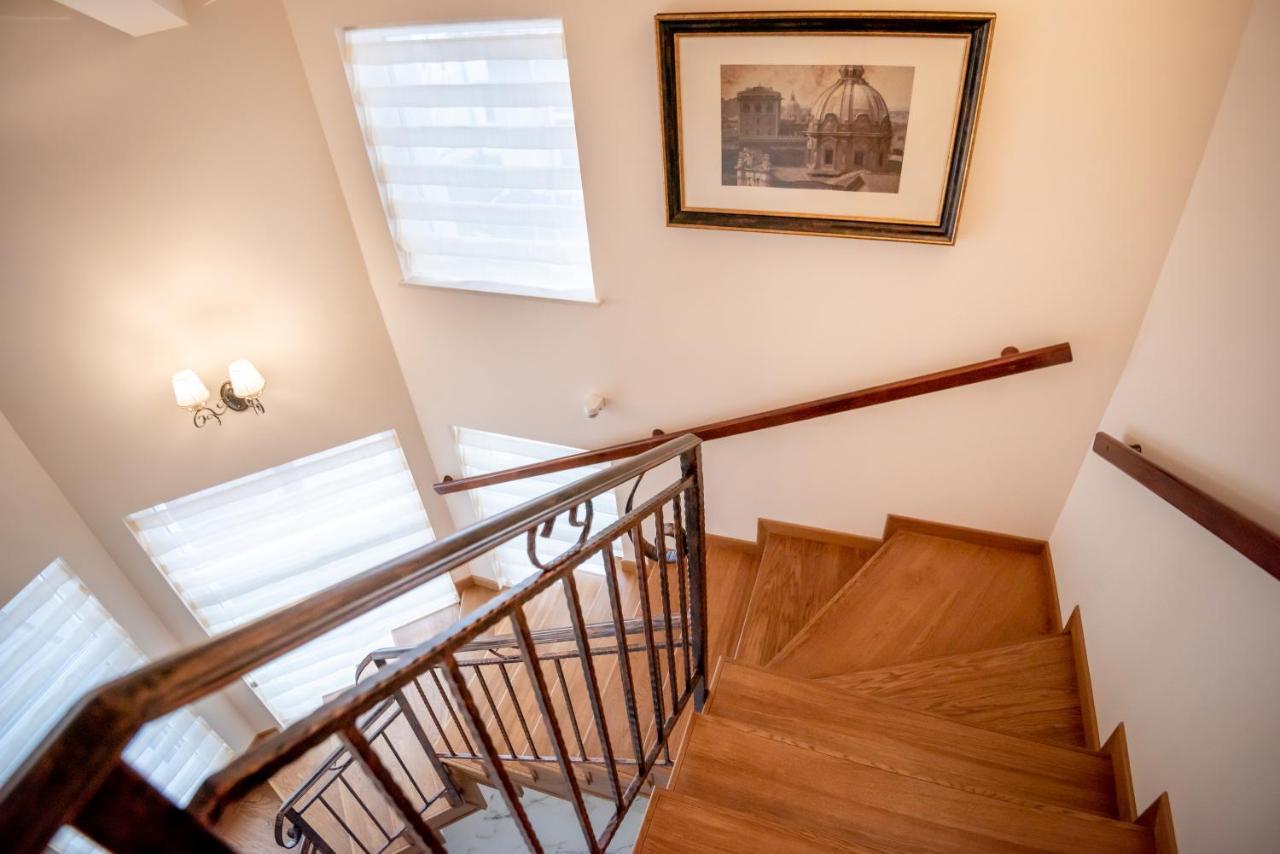 Ana Boutique Bed and Breakfast Alba Iulia Buitenkant foto
